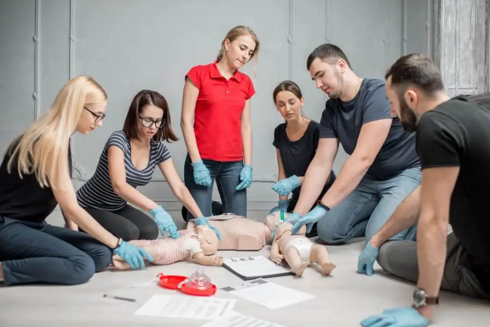 First Aid At Work & Safe Use Of An AED Level 3 - Safety Institute Pakistan